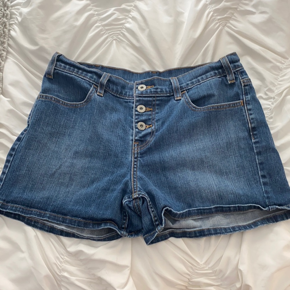 Levi’s denim jean shorts